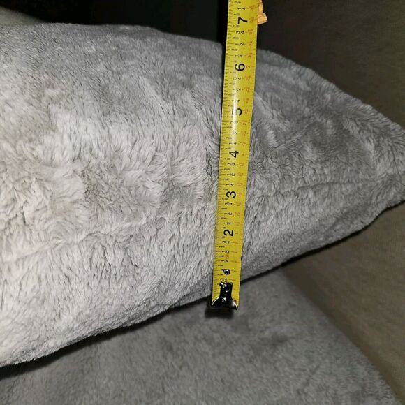 Athome Ivory Chinchilla Faux Fur Euro Throw Pillows 2 Pc Bundle, 17" Fast Ship - Picture 5 of 5